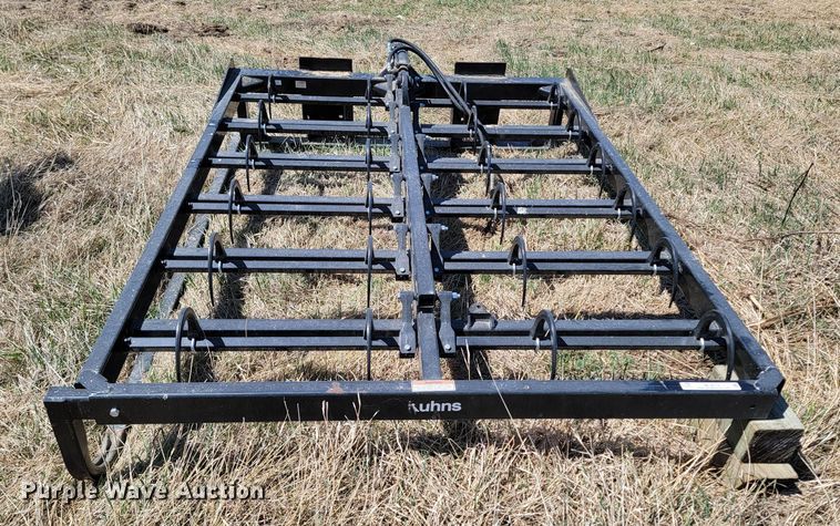 image for item ML9319 Kuhn 612F  skid steer bale accumulator grapple