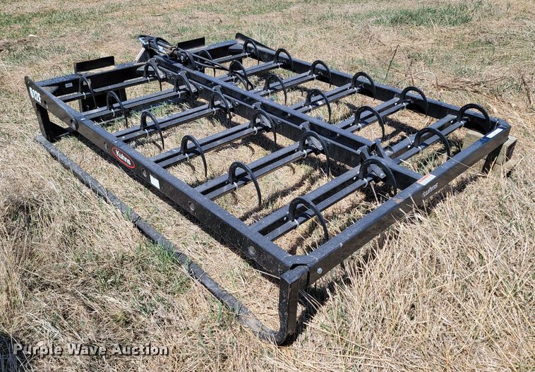 image for item ML9319 Kuhn 612F  skid steer bale accumulator grapple