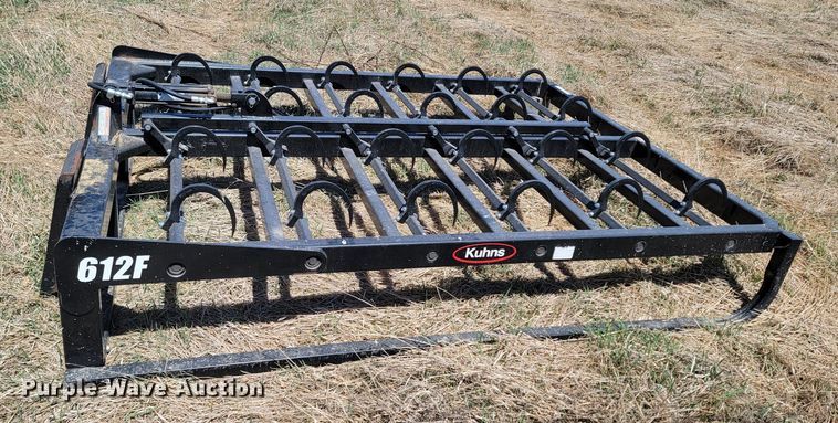 image for item ML9319 Kuhn 612F  skid steer bale accumulator grapple