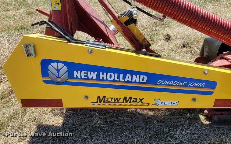 image for item ML9321 2021 New Holland DuraDisk 109M  disc mower