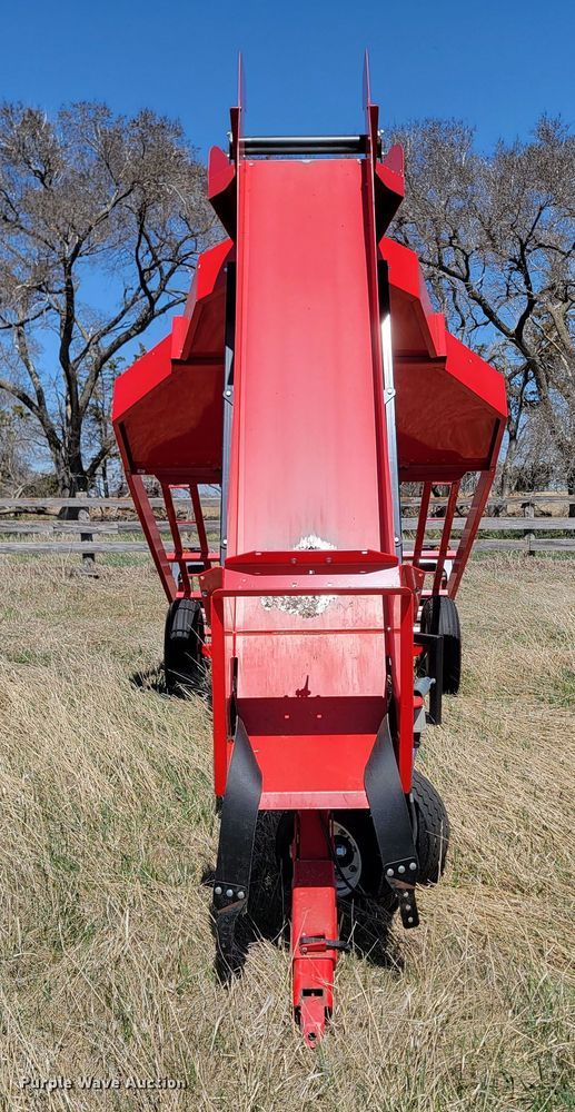 image for item ML9323 Kuhn AF12  bale accumulator