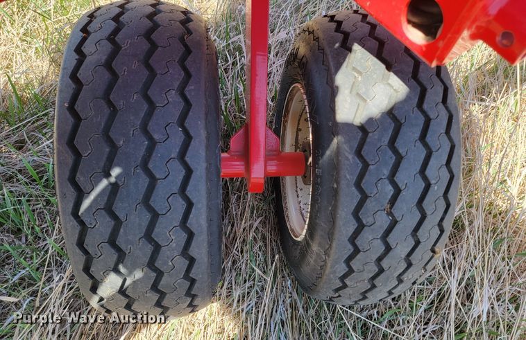 image for item ML9323 Kuhn AF12  bale accumulator