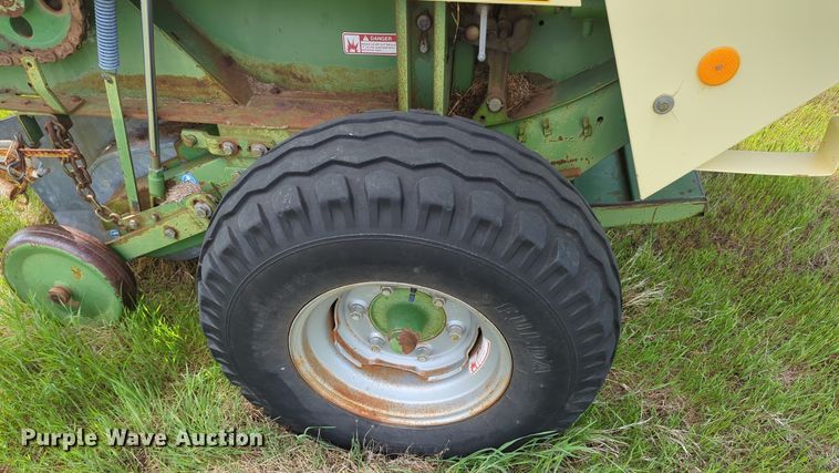 image for item MN9954 1995 Krone KR160  round baler