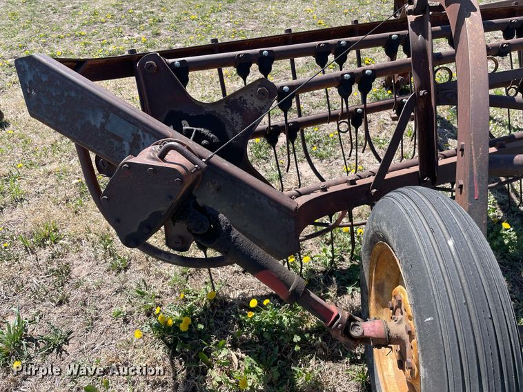 image for item MS9564 New Holland 55  hay rake