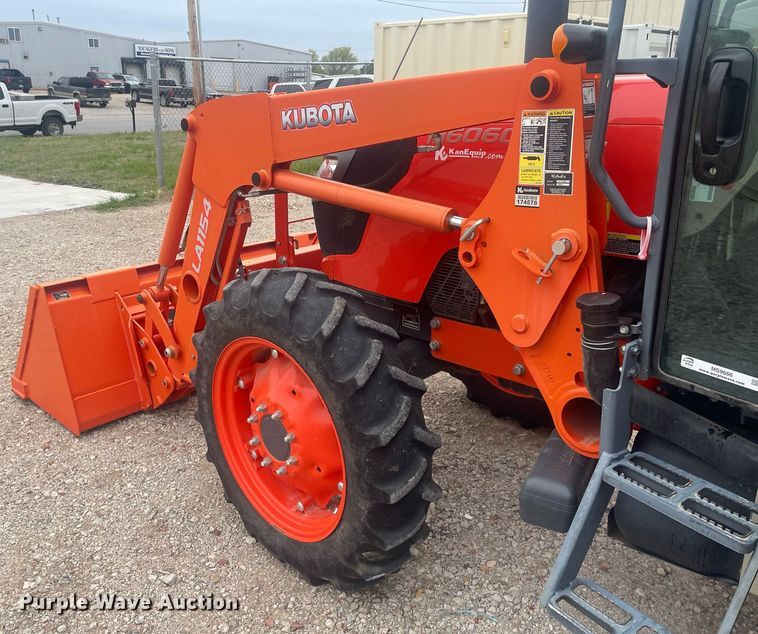 image for item MS9666 Kubota M6060  MFWD tractor