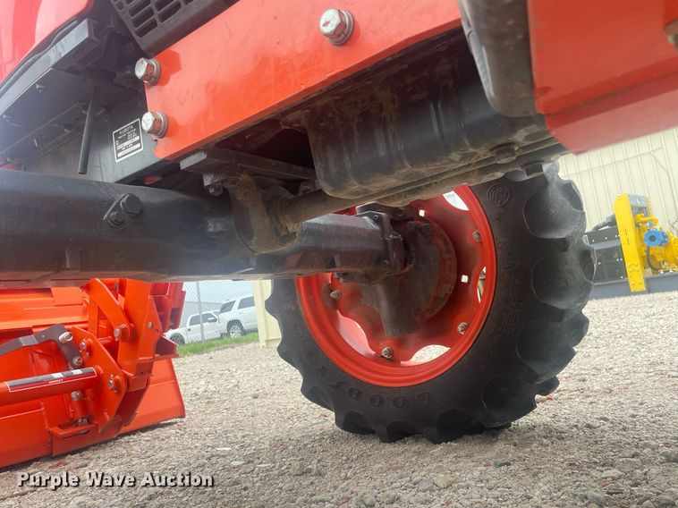 image for item MS9666 Kubota M6060  MFWD tractor