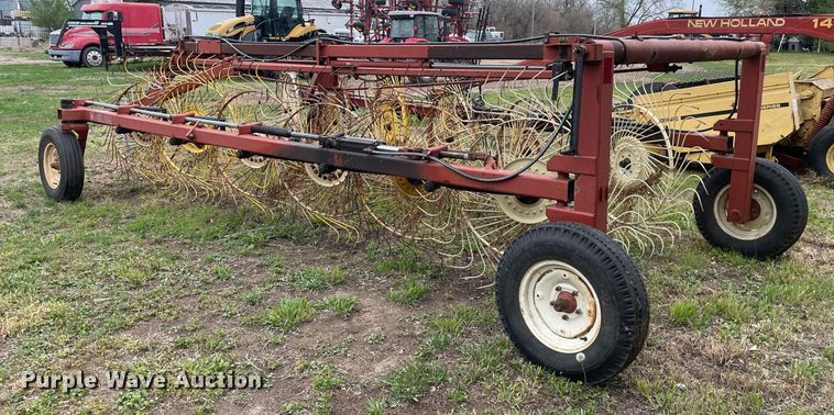 image for item MS9675 Hesston 3983  hay rake