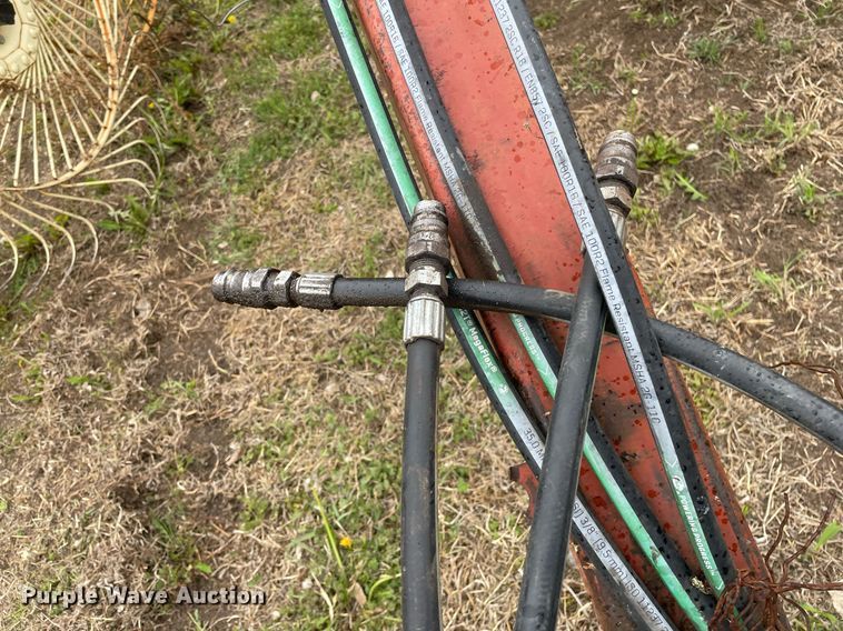 image for item MS9675 Hesston 3983  hay rake