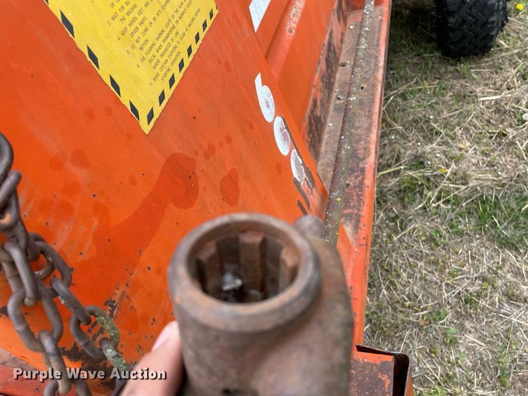 image for item MS9676 Du-Al 600  manure spreader