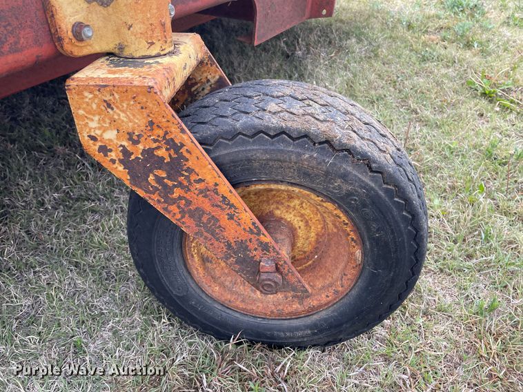 image for item MS9680 John Deere 14T  small square baler