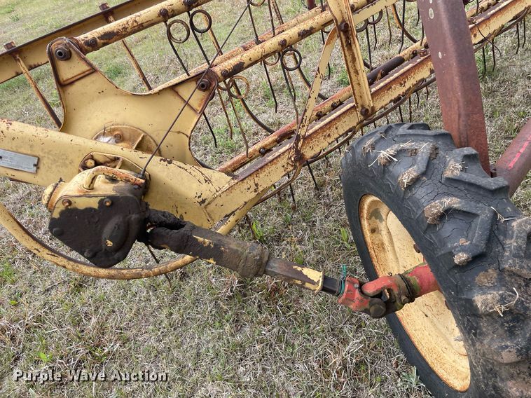 image for item MS9681 New Holland 56  hay rake