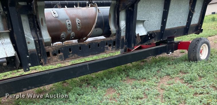 image for item MS9697 E-Z Trail 680  header trailer