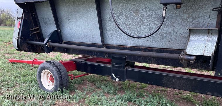 image for item MS9697 E-Z Trail 680  header trailer