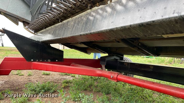 image for item MS9697 E-Z Trail 680  header trailer