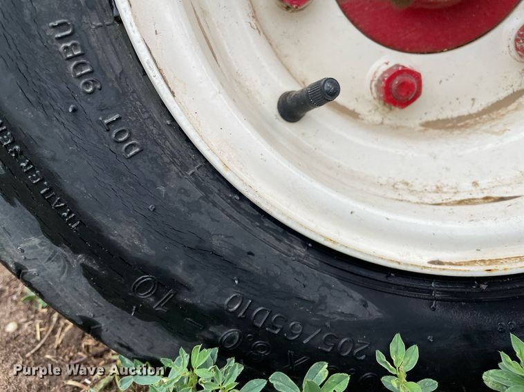 image for item MS9697 E-Z Trail 680  header trailer