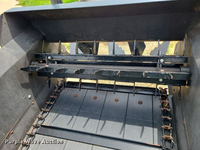 image for item MX9783 ABI  manure spreader