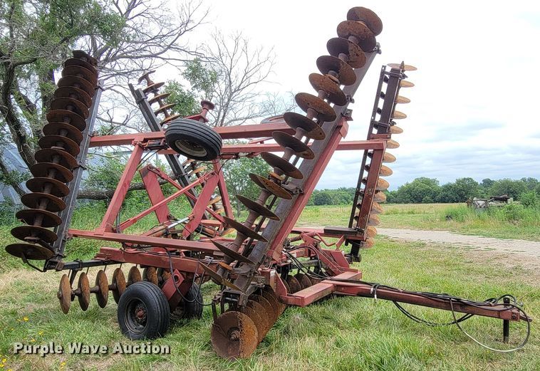 image for item MY9782 Case IH 496  off-set disk