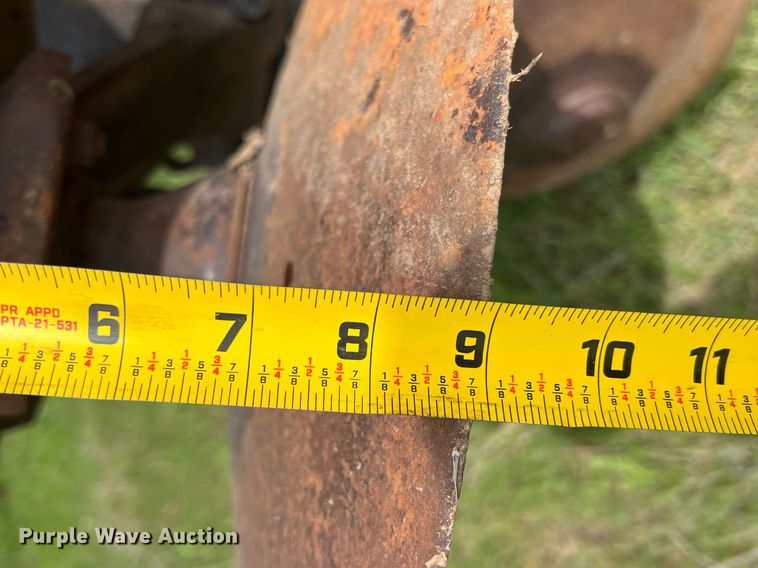 image for item MY9782 Case IH 496  off-set disk