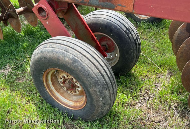 image for item MY9782 Case IH 496  off-set disk