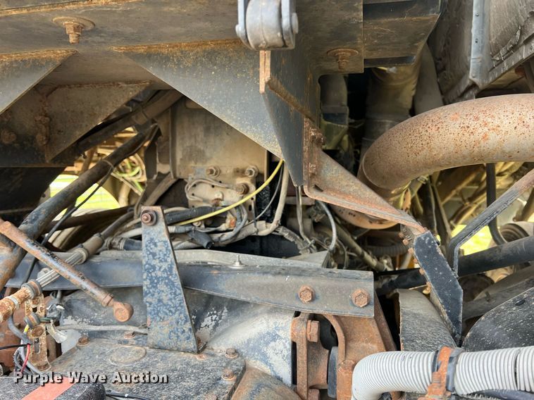 image for item MY9783 1993 White GMC WHL  semi truck