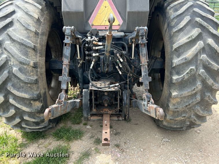 image for item MY9784 1989 Case IH 7130  tractor