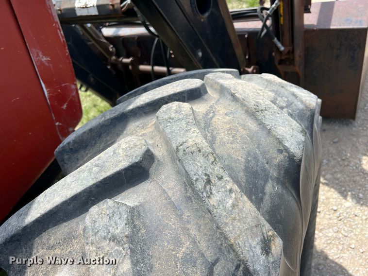 image for item MY9784 1989 Case IH 7130  tractor