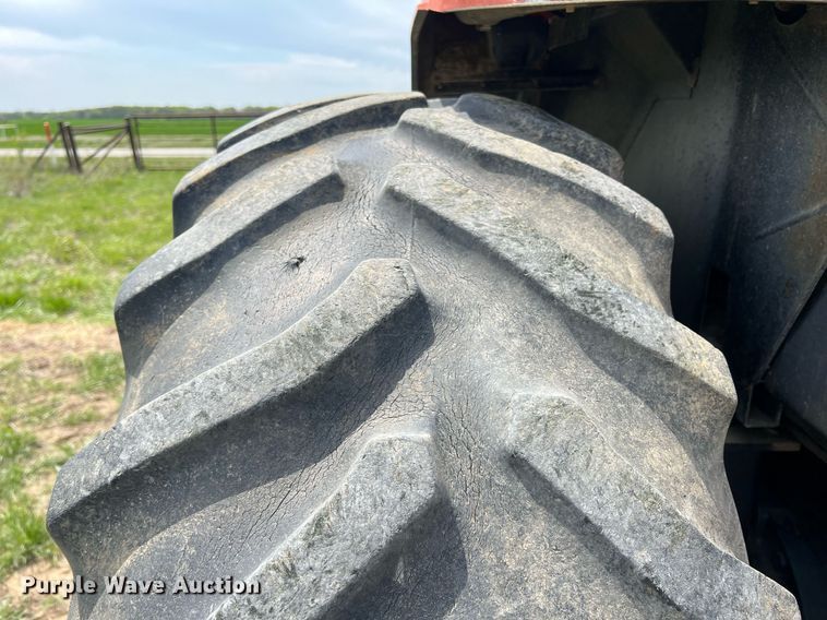 image for item MY9784 1989 Case IH 7130  tractor