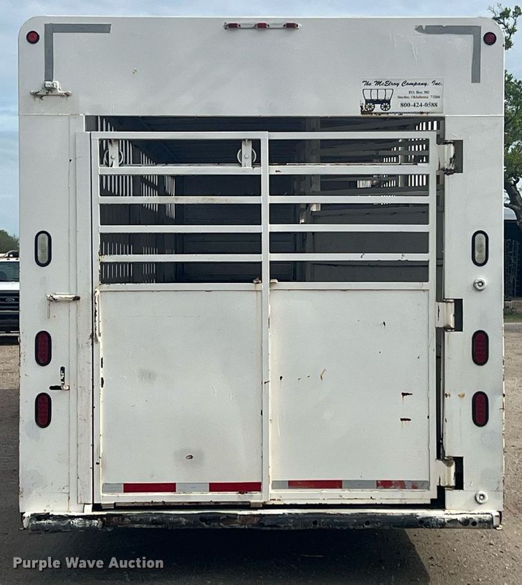 image for item MY9786 2002 Ground Loader  livestock trailer