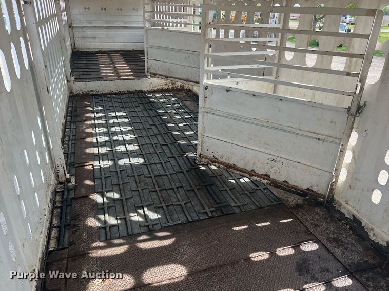 image for item MY9786 2002 Ground Loader  livestock trailer