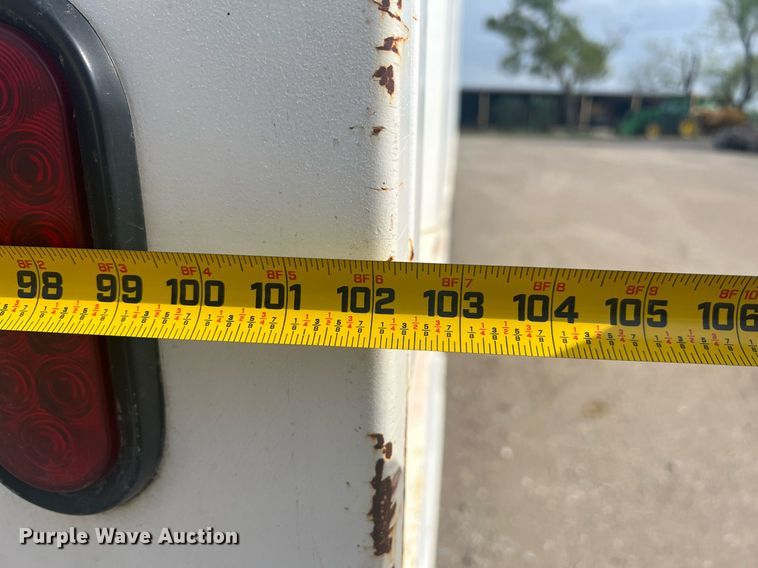 image for item MY9786 2002 Ground Loader  livestock trailer