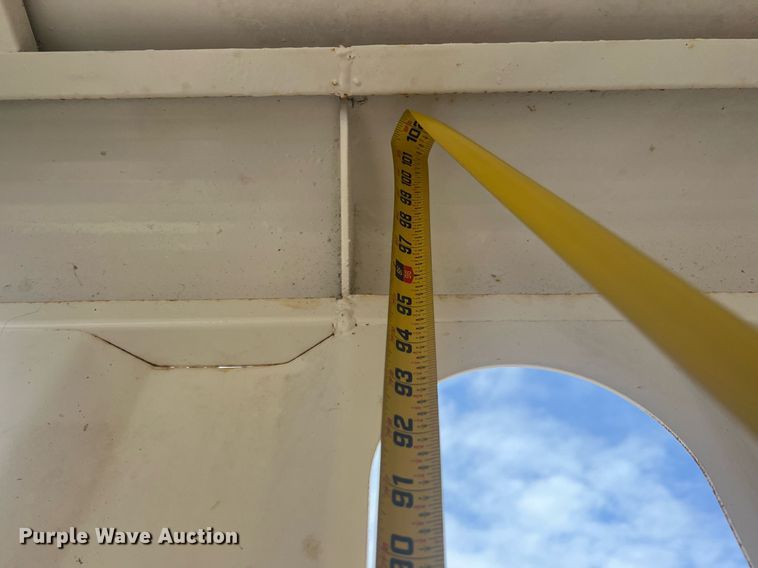 image for item MY9786 2002 Ground Loader  livestock trailer