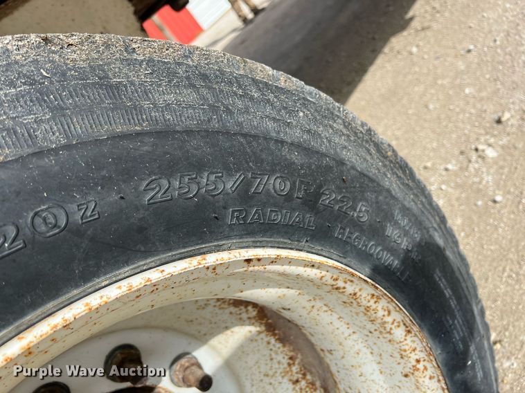 image for item MY9786 2002 Ground Loader  livestock trailer