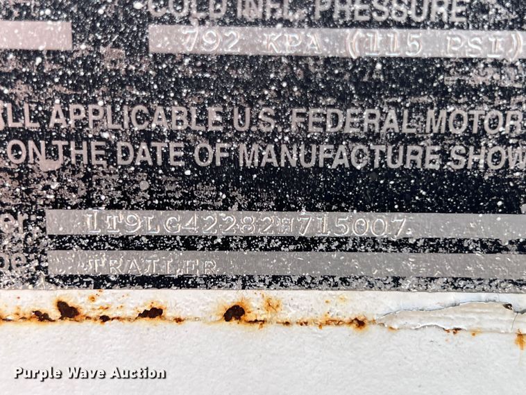 image for item MY9786 2002 Ground Loader  livestock trailer