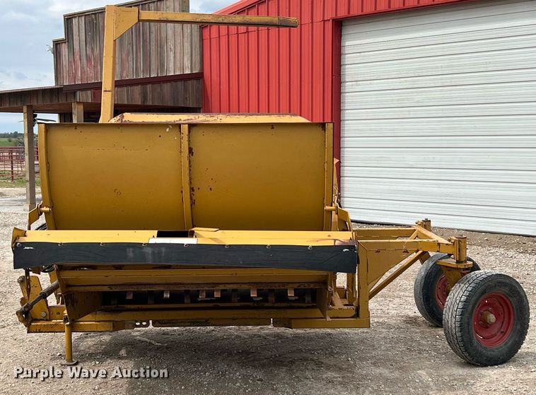 image for item MY9788 1996 Vermeer BB256  bale processor