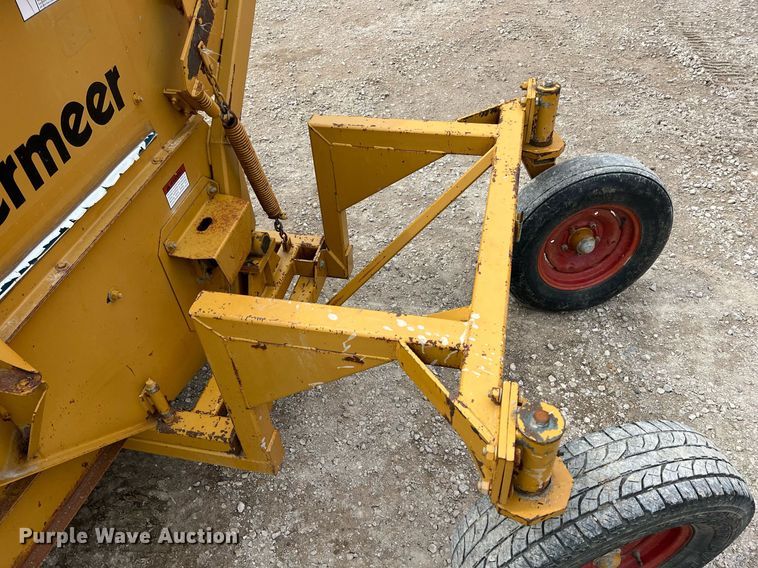 image for item MY9788 1996 Vermeer BB256  bale processor