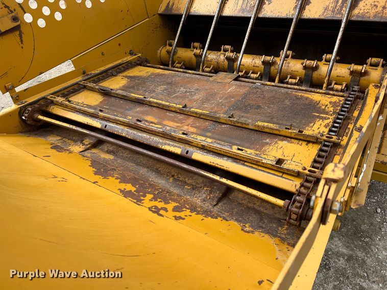 image for item MY9788 1996 Vermeer BB256  bale processor