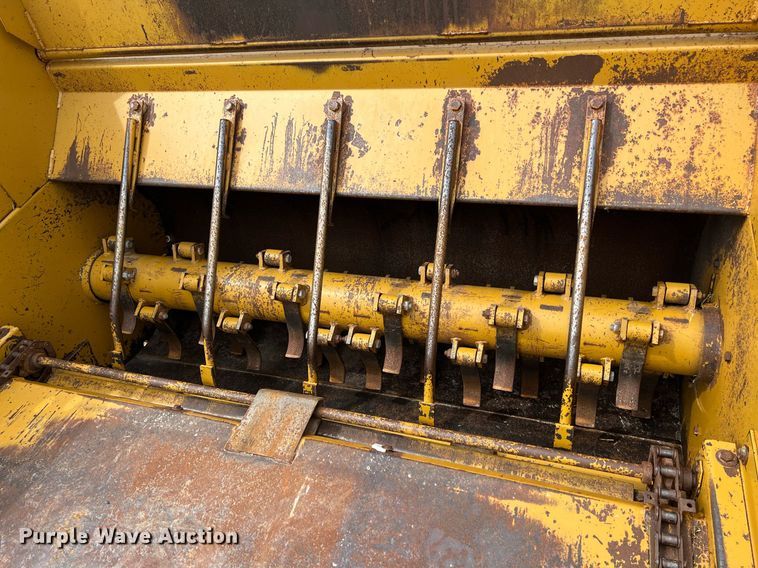 image for item MY9788 1996 Vermeer BB256  bale processor