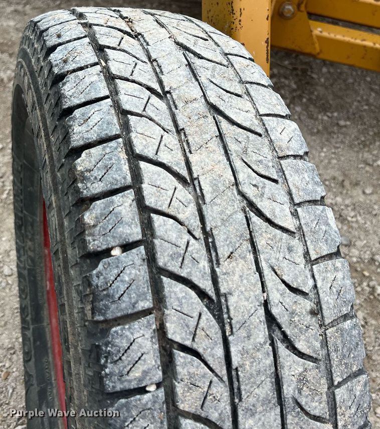 image for item MY9788 1996 Vermeer BB256  bale processor