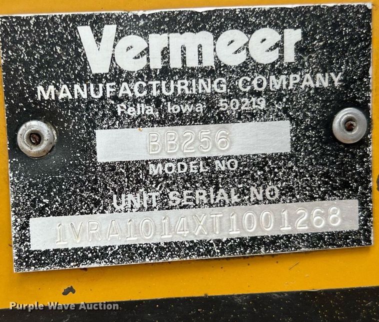image for item MY9788 1996 Vermeer BB256  bale processor