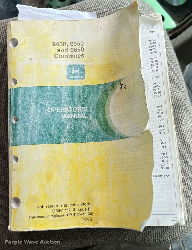 image for item MY9789 2001 John Deere 9550  combine