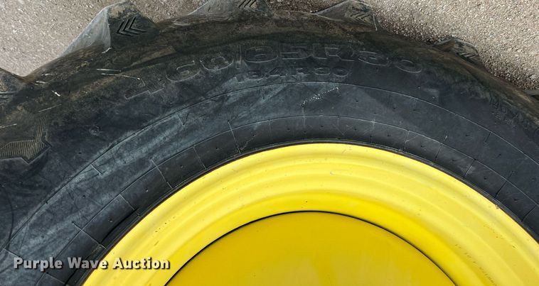 image for item MY9789 2001 John Deere 9550  combine