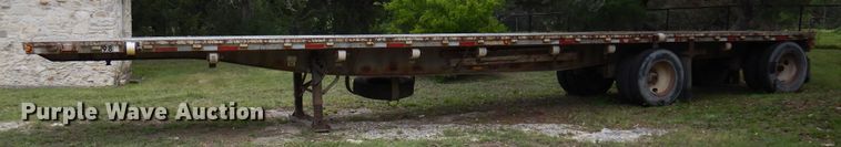 image for item DJ0829 1994 Lufkin FL-II  flatbed trailer