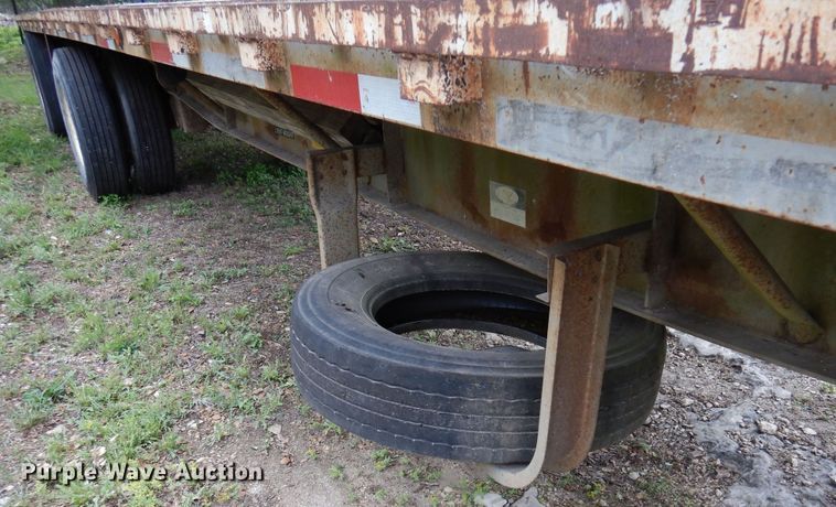 image for item DJ0829 1994 Lufkin FL-II  flatbed trailer