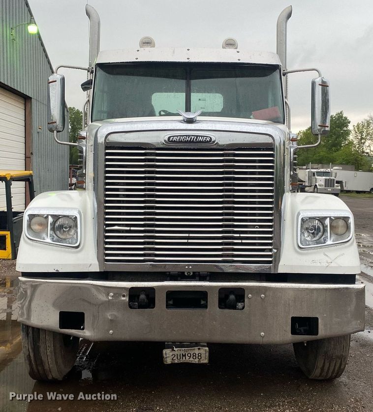 image for item DL7174 2014 Freightliner Coronado SD  semi truck