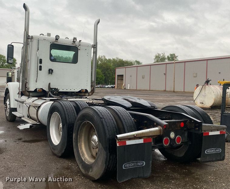 image for item DL7174 2014 Freightliner Coronado SD  semi truck