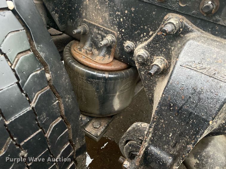 image for item DL7174 2014 Freightliner Coronado SD  semi truck