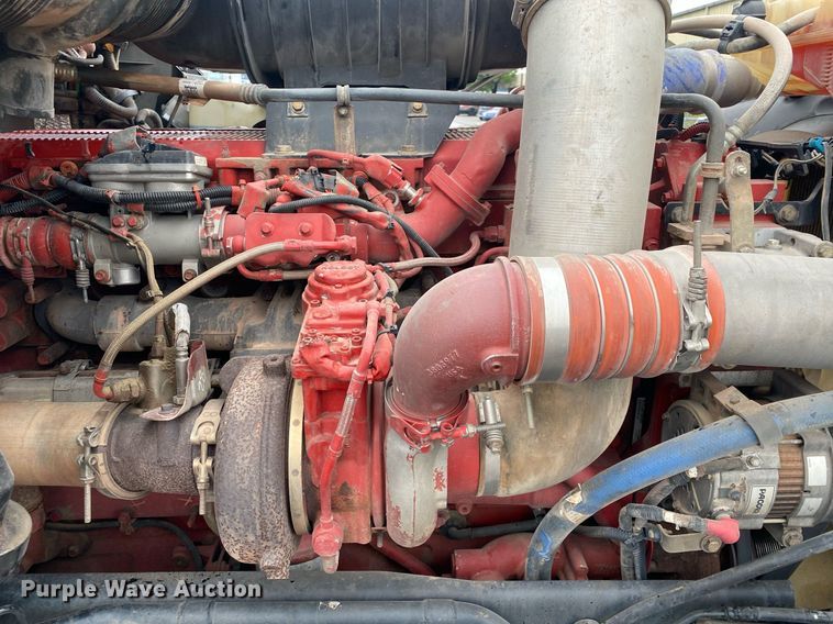 image for item DL7175 2012 Kenworth T800  semi truck