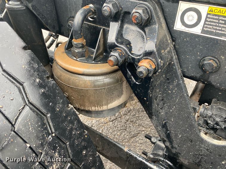 image for item DL7175 2012 Kenworth T800  semi truck