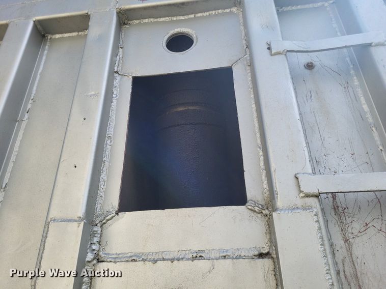 image for item DO3653 1977 Fruehauf DC5-M2-33 end dump trailer