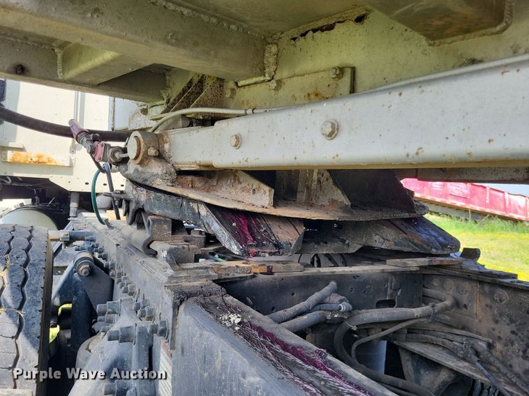 image for item DO3653 1977 Fruehauf DC5-M2-33 end dump trailer